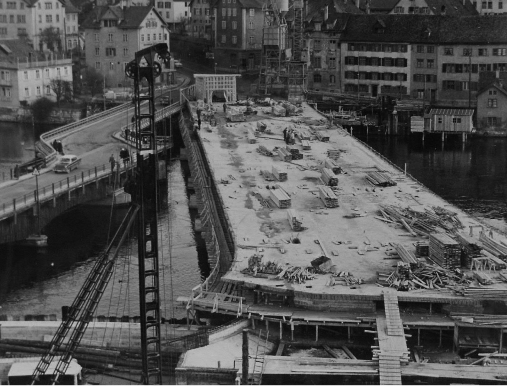 Die neue Rheinbrücke im Bau (1963)